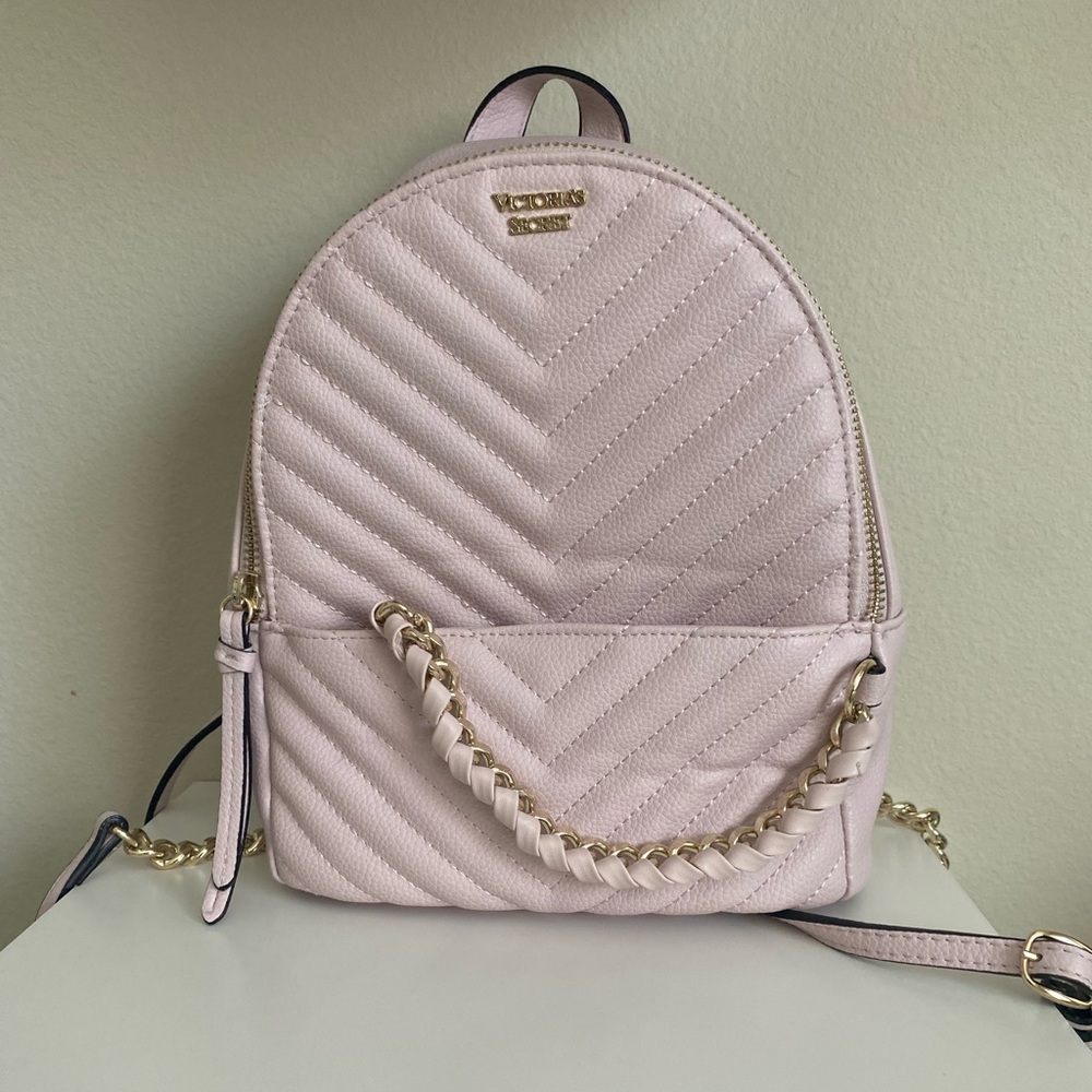 Baby pink Victoria’s Secret mini backpack🎀
